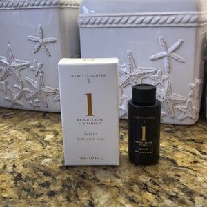 No. 1 Brightening +Vitamin C Facial Oil